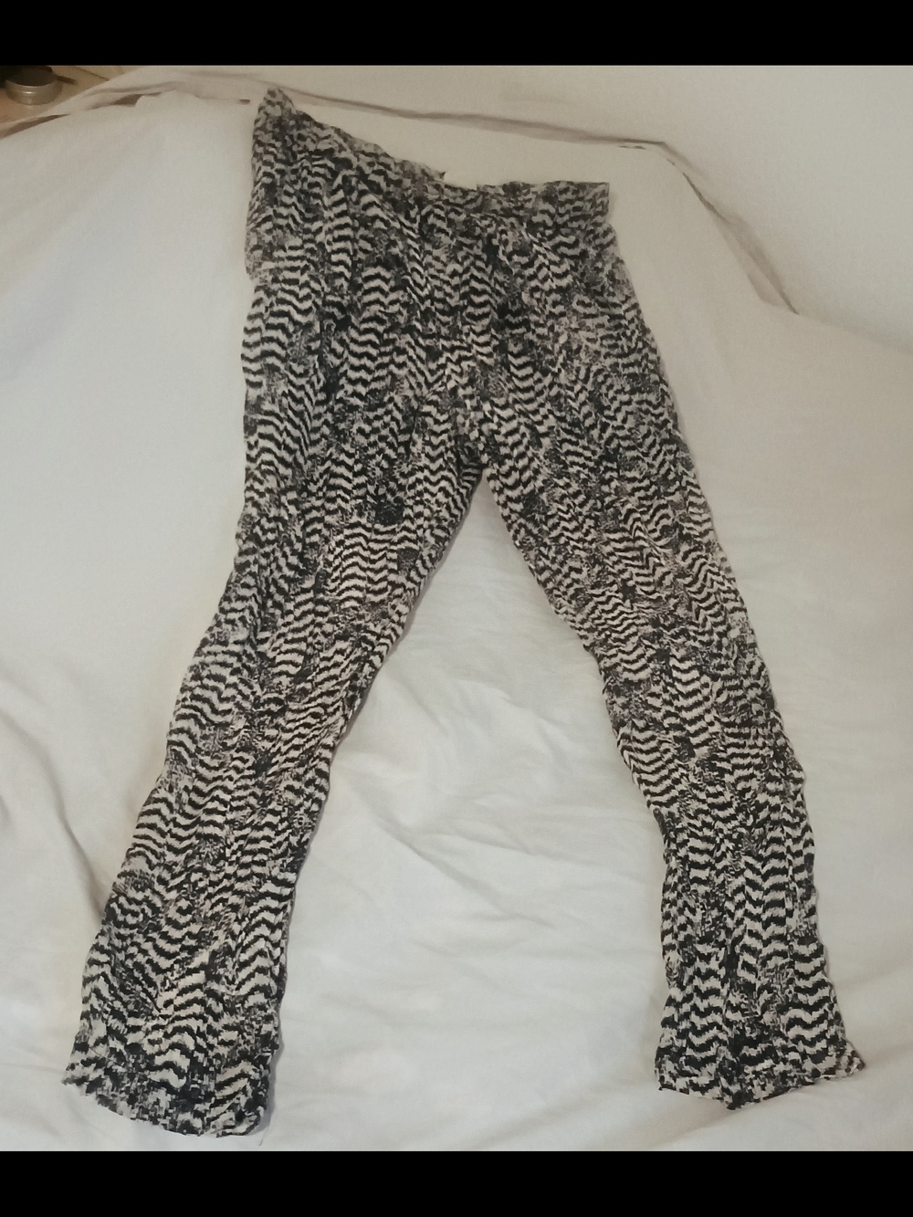 Make An Offer - Isabel Marant Black and White Zigzag Printed Pants
